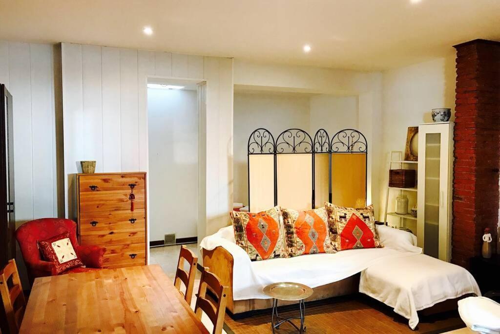 Tgh Acogedor Loft En Malaga Apartment Luaran gambar