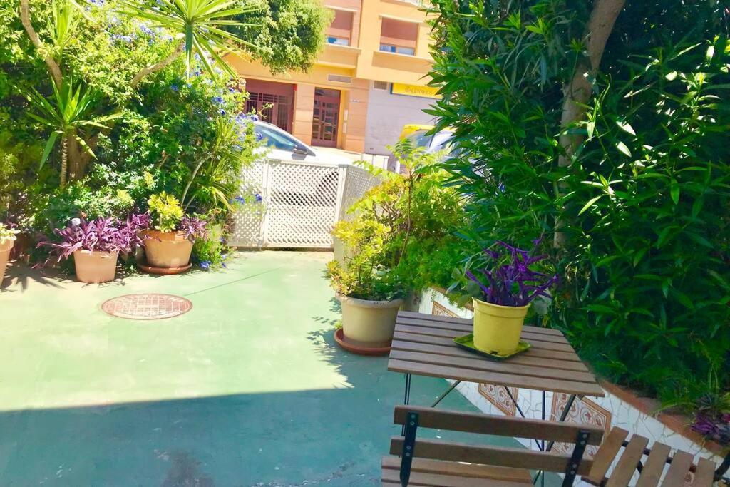 Tgh Acogedor Loft En Malaga Apartment Luaran gambar